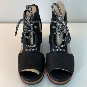 Sorel Wedge Sandals - Black Leather